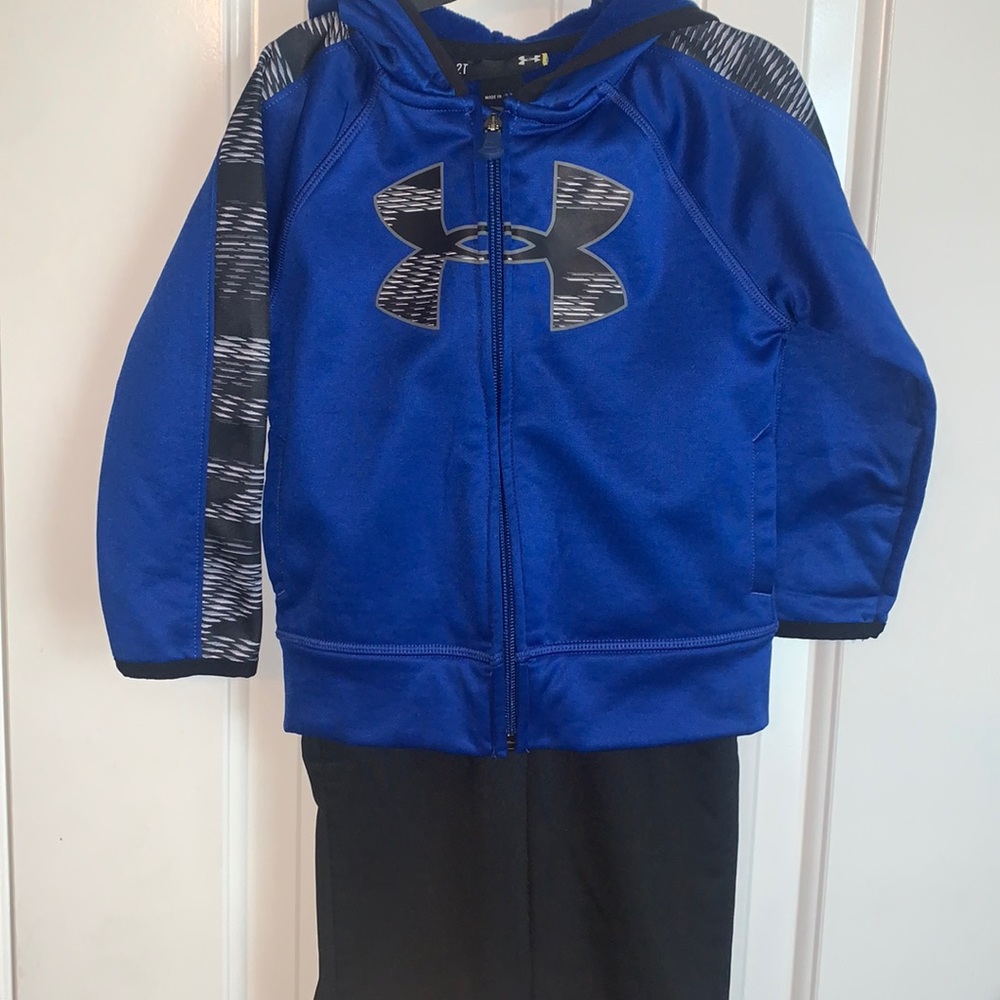 2 pc boys Under Armour set
